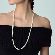 Load image into Gallery viewer, Casiletti Natural Deep Sea Pearl Shell Bead Necklace Collarbone Chain