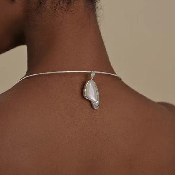 Casiletti White Nacre Snake Chain Pendant Choker for Women