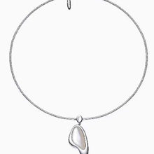 Load image into Gallery viewer, Casiletti White Nacre Snake Chain Pendant Choker for Women